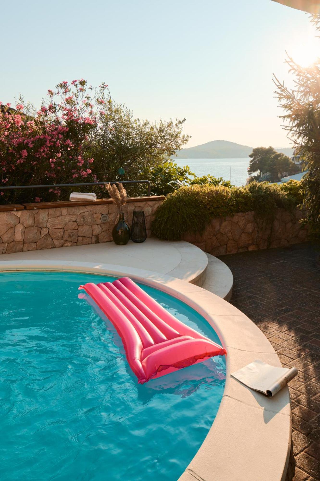Luxurious City Retreat With Pool Šibenik Exteriör bild