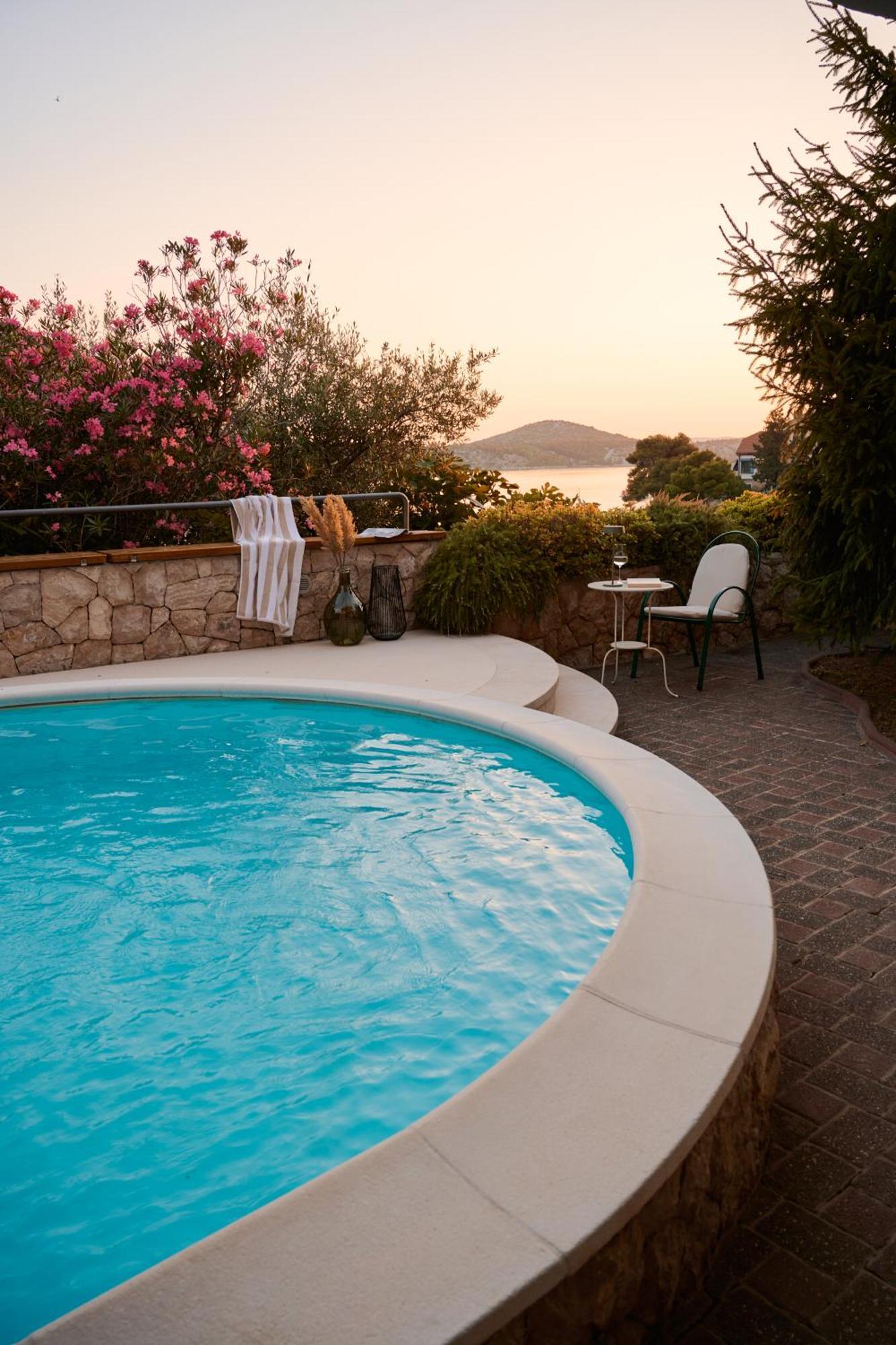 Luxurious City Retreat With Pool Šibenik Exteriör bild